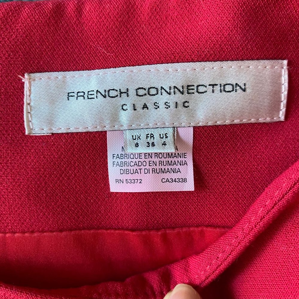 French Connection sz 4 Sleeveless Boat neck fit flare sheath mini dress - Picture 11 of 11